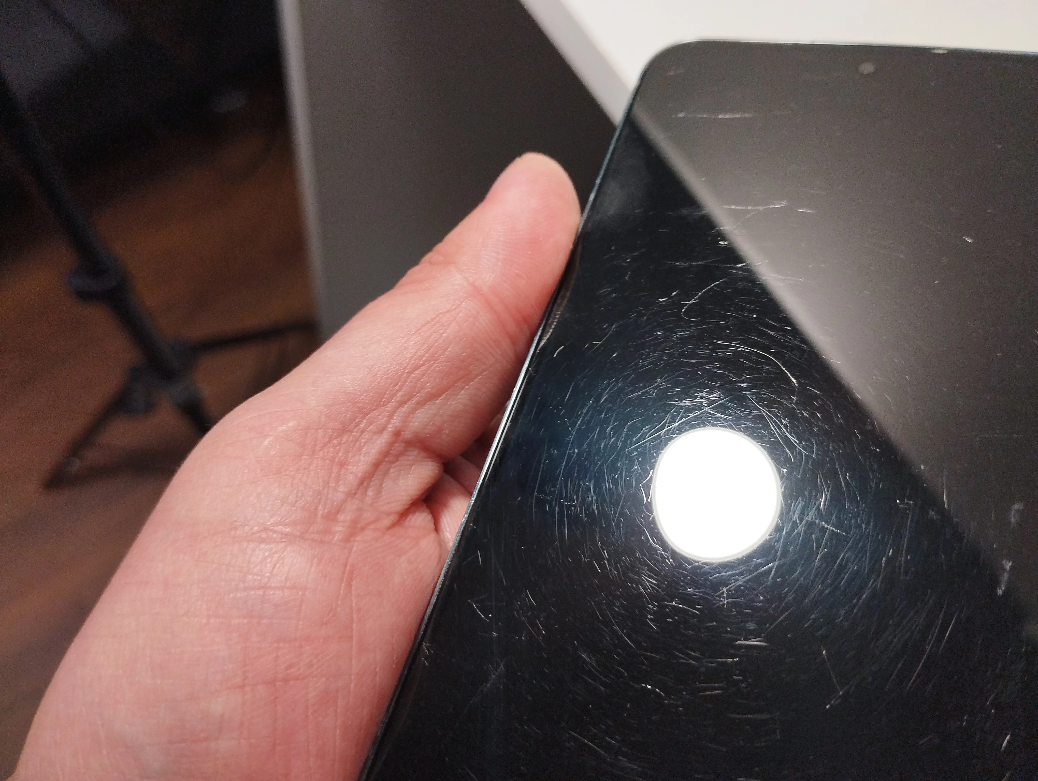 telefon-samsung-galaxy-s22-8128-gb-wbudowana-pamiec-202869-214189