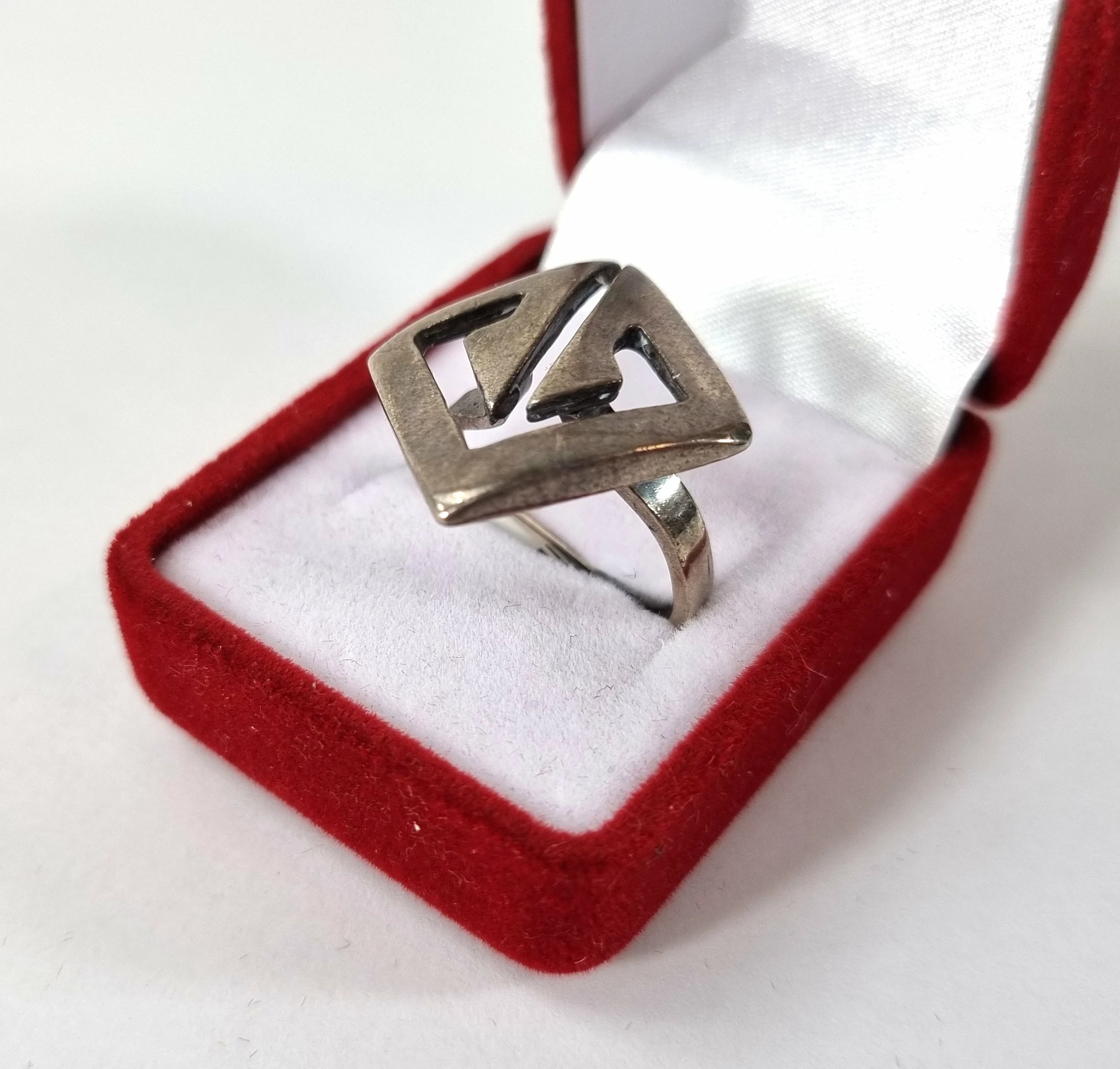 srebrny-pierscionek-497g-925-r11-milczanska-7f-szczecin-rs