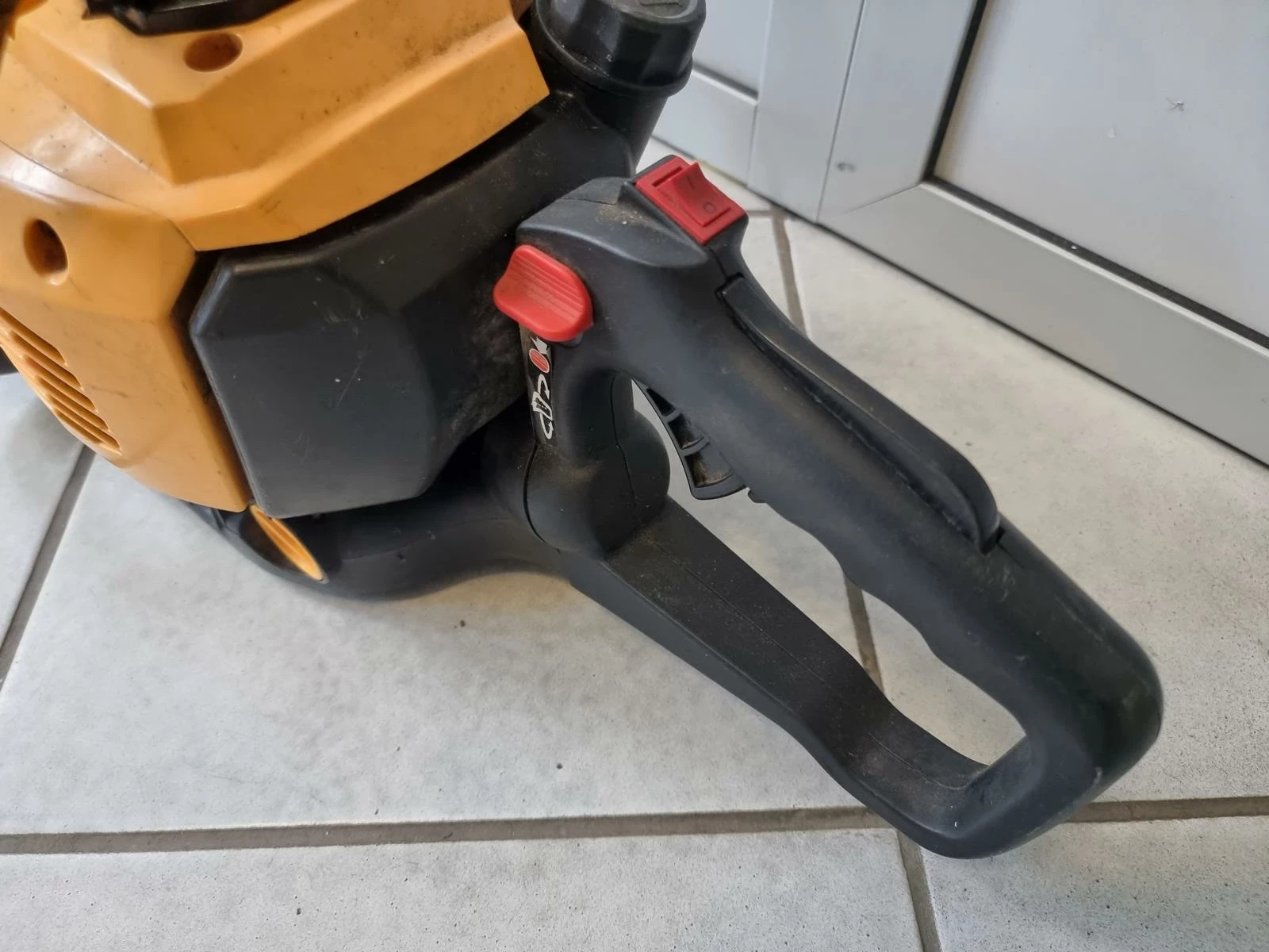 spalinowe-nozyce-do-zywoplotu-stiga-shp-60-kod-producenta-25296100214