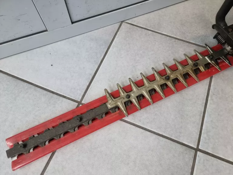 spalinowe-nozyce-do-zywoplotu-stiga-shp-60-zasilanie-spalinowe