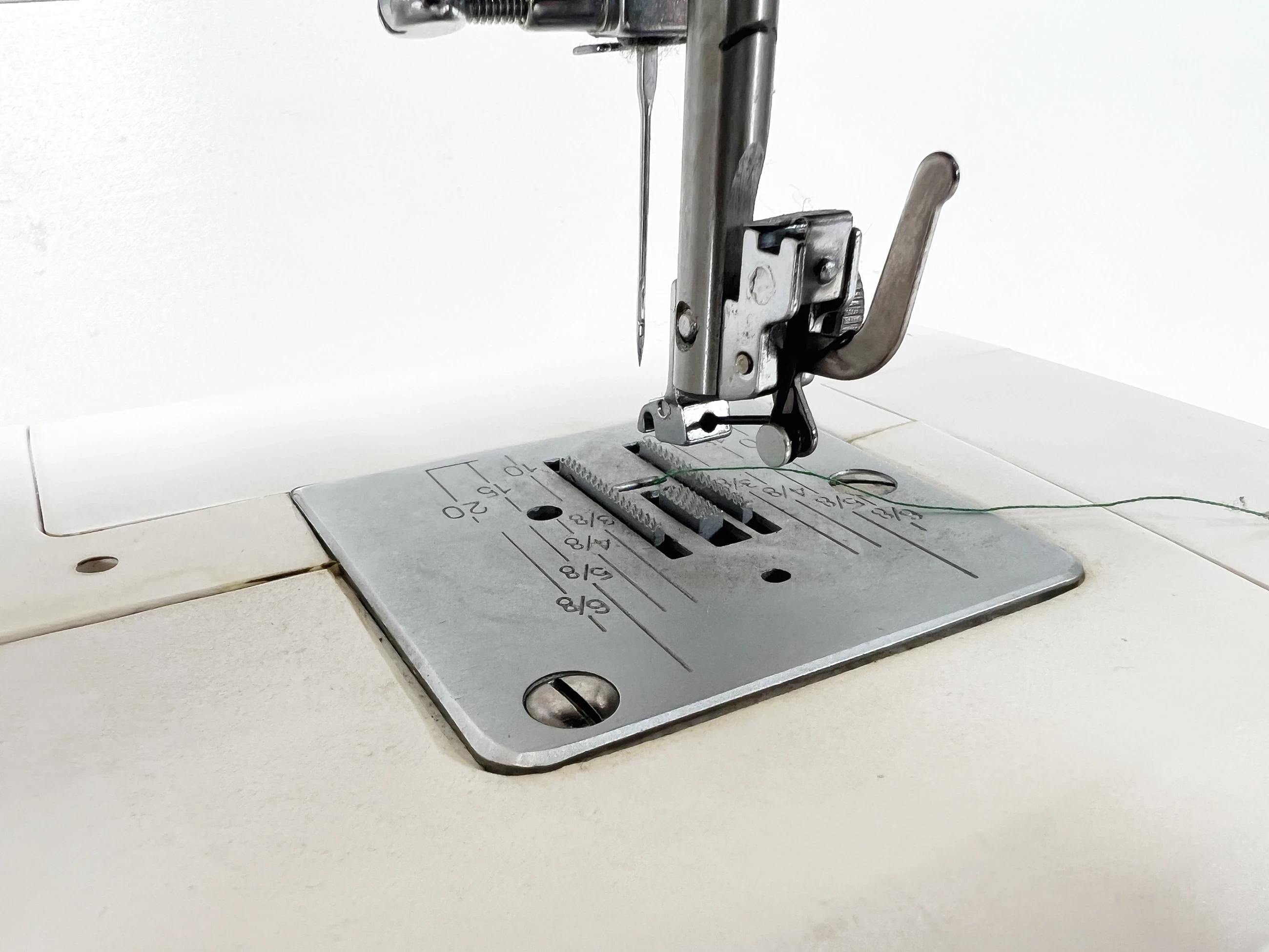 maszyna-do-szycia-lucznik-olga-418-super-cena-product-id