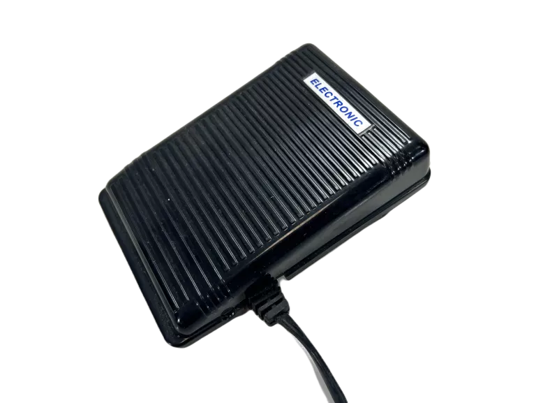 maszyna-do-szycia-lucznik-olga-418-super-cena-stan-uzywany