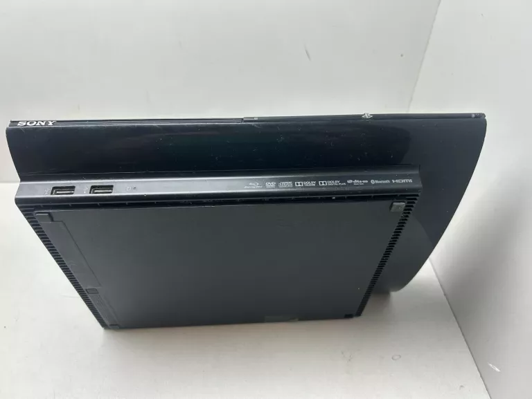 konsola-playstation-3-akcesoria-liczba-kontrolerow-w-zestawie-2