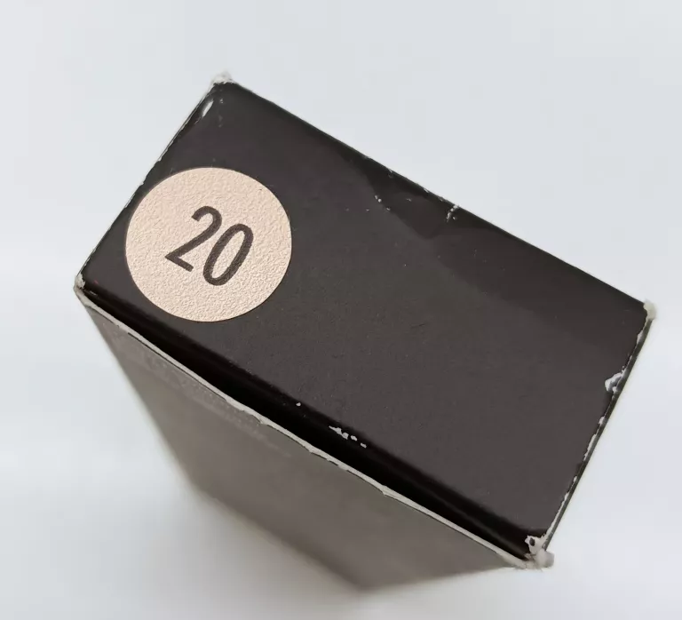 podklad-rownowazacy-do-twarzy-inglot-30ml-20-marka-inglot