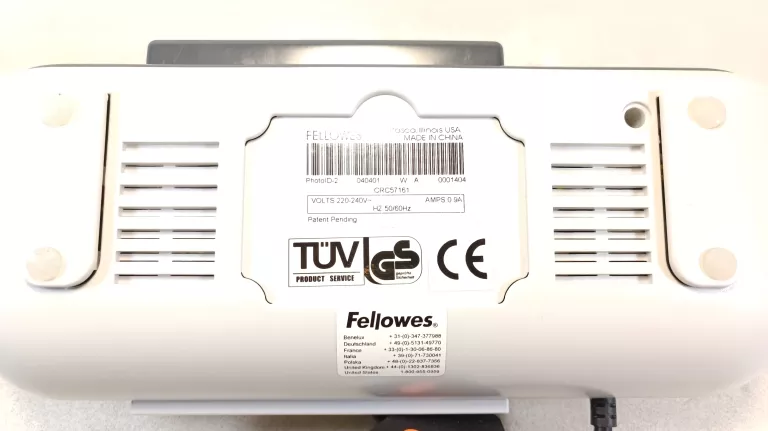 FELLOWES PHOTO ID LAMINATOR + PUD
