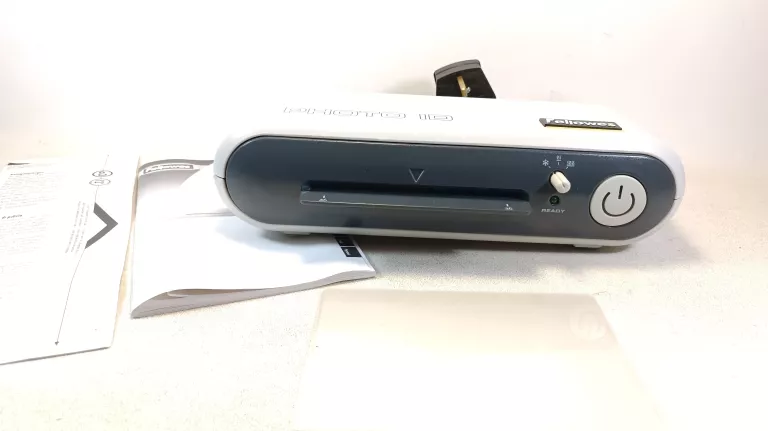 FELLOWES PHOTO ID LAMINATOR + PUD