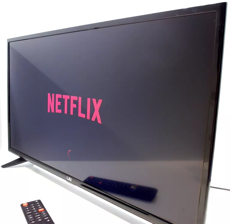 TELEWIZOR LIN LED 32D1700 SMART PILOT