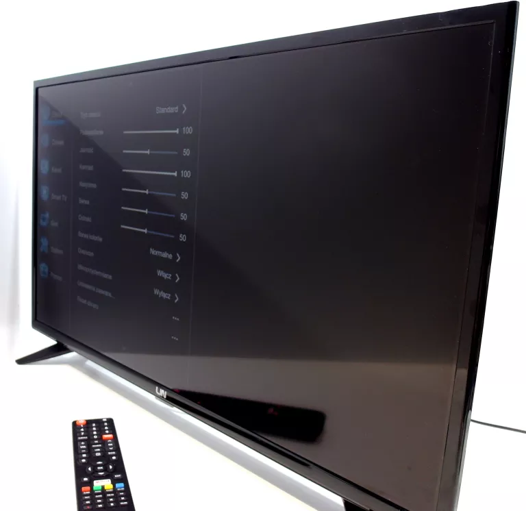 TELEWIZOR LIN LED 32D1700 SMART PILOT