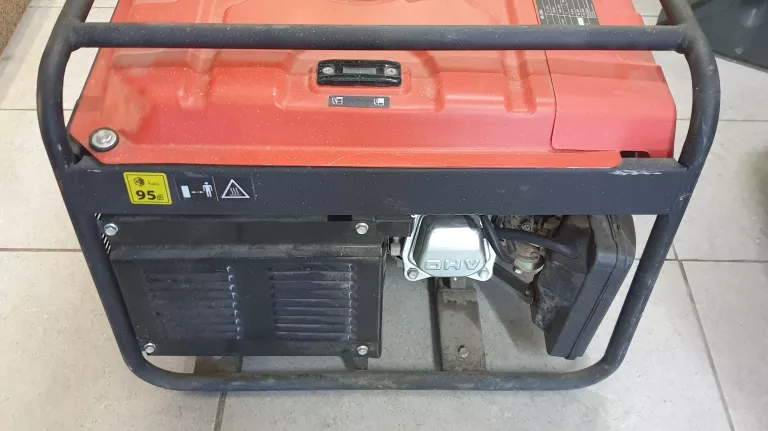 agregat-pradotworczy-blackdecker-bd2200-model-bxgnp3000e