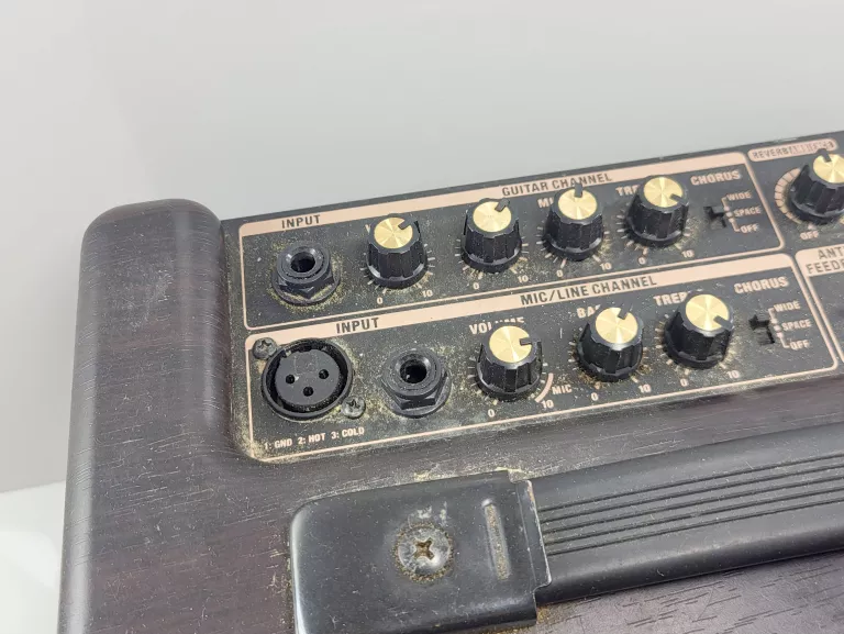 roland-ac-33-przenosny-bateryjny-wzmacniacz-stereo-kod-producenta-ac33