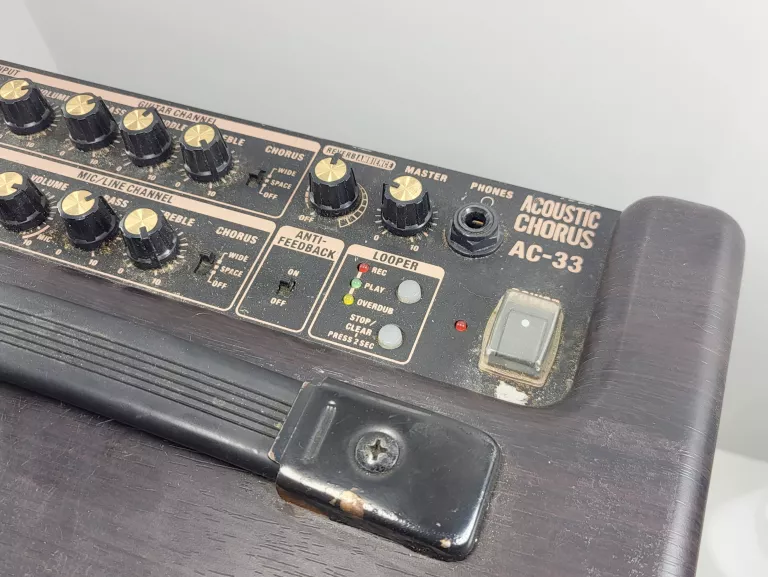 roland-ac-33-przenosny-bateryjny-wzmacniacz-stereo-stan-uzywany