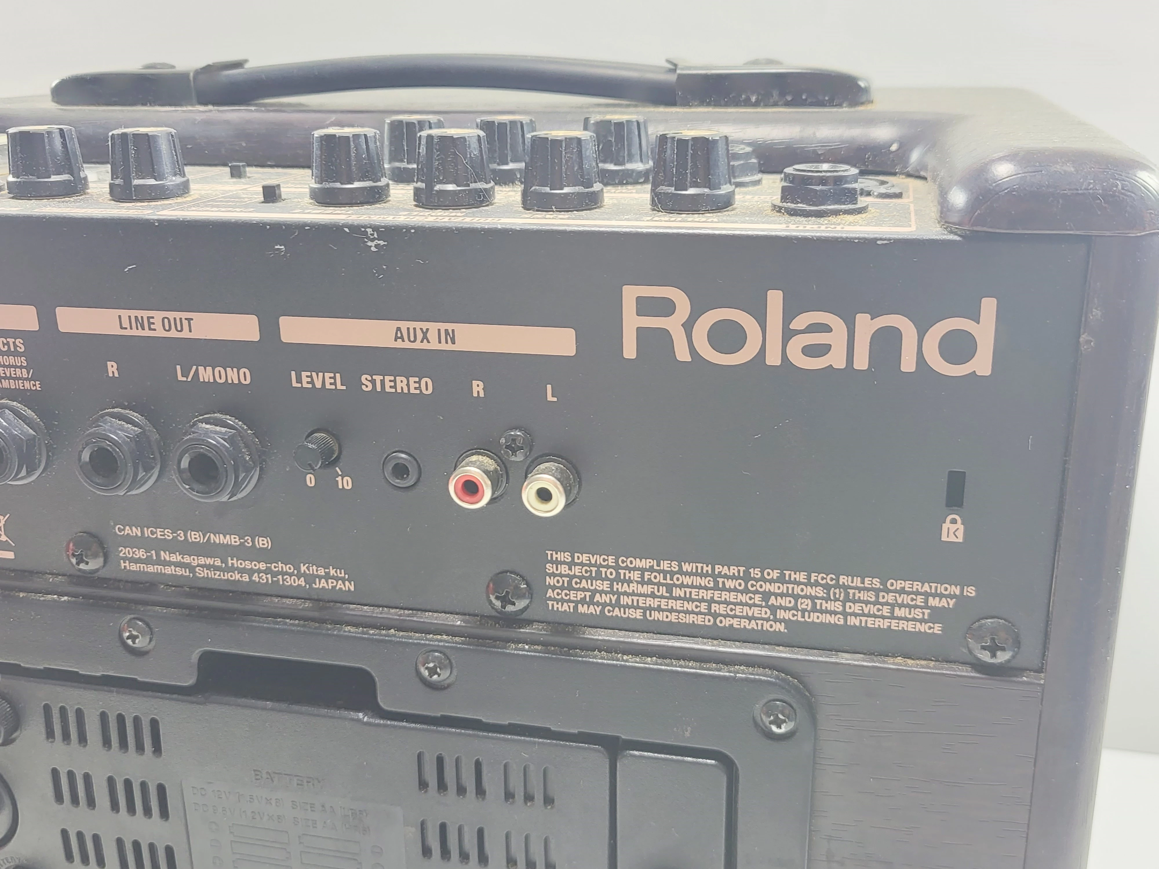roland-ac-33-przenosny-bateryjny-wzmacniacz-stereo-rodzaj-combo