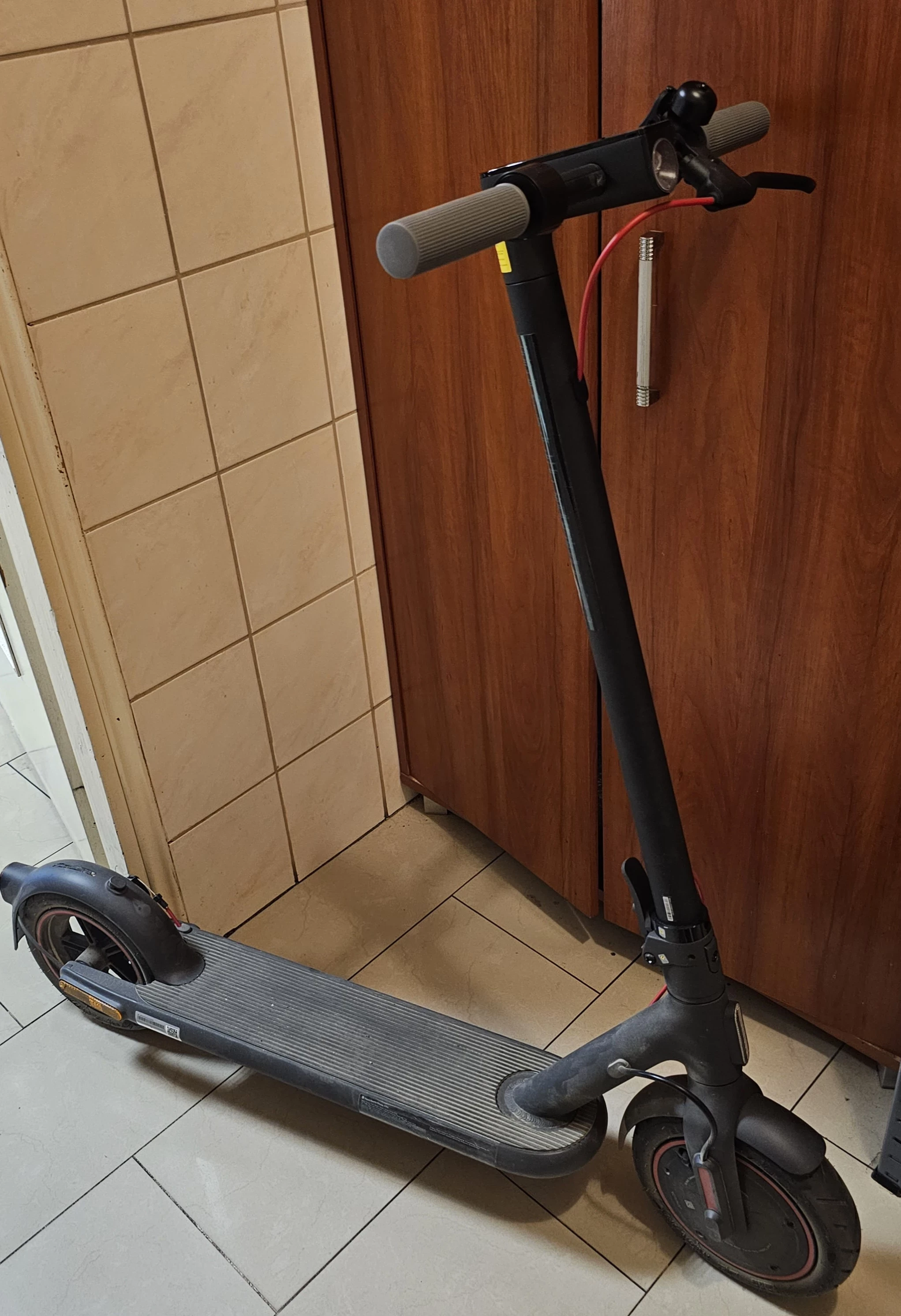 hulajnoga-elektryczna-xiaomi-scooter-4-pro-limanowskiego-2-sj-olsztyn
