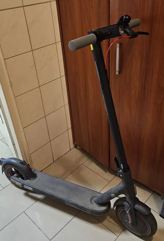 hulajnoga-elektryczna-xiaomi-scooter-4-pro-limanowskiego-2-sj-olsztyn