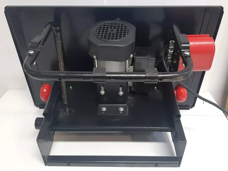 pila-stolowa-tooltec-ts200600c-600w-kod-producenta-ts200600c