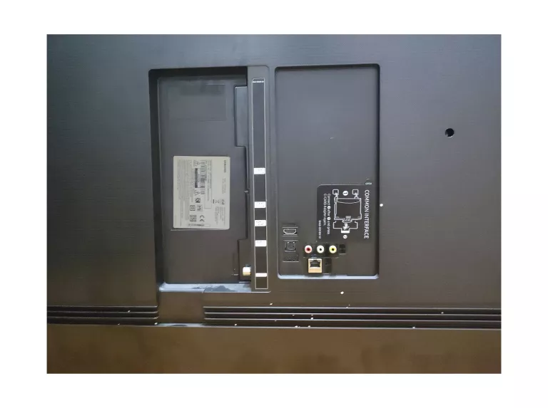 TELEWIZOR SAMSUNG UE75TU8002 75" 4K CRYSTAL!