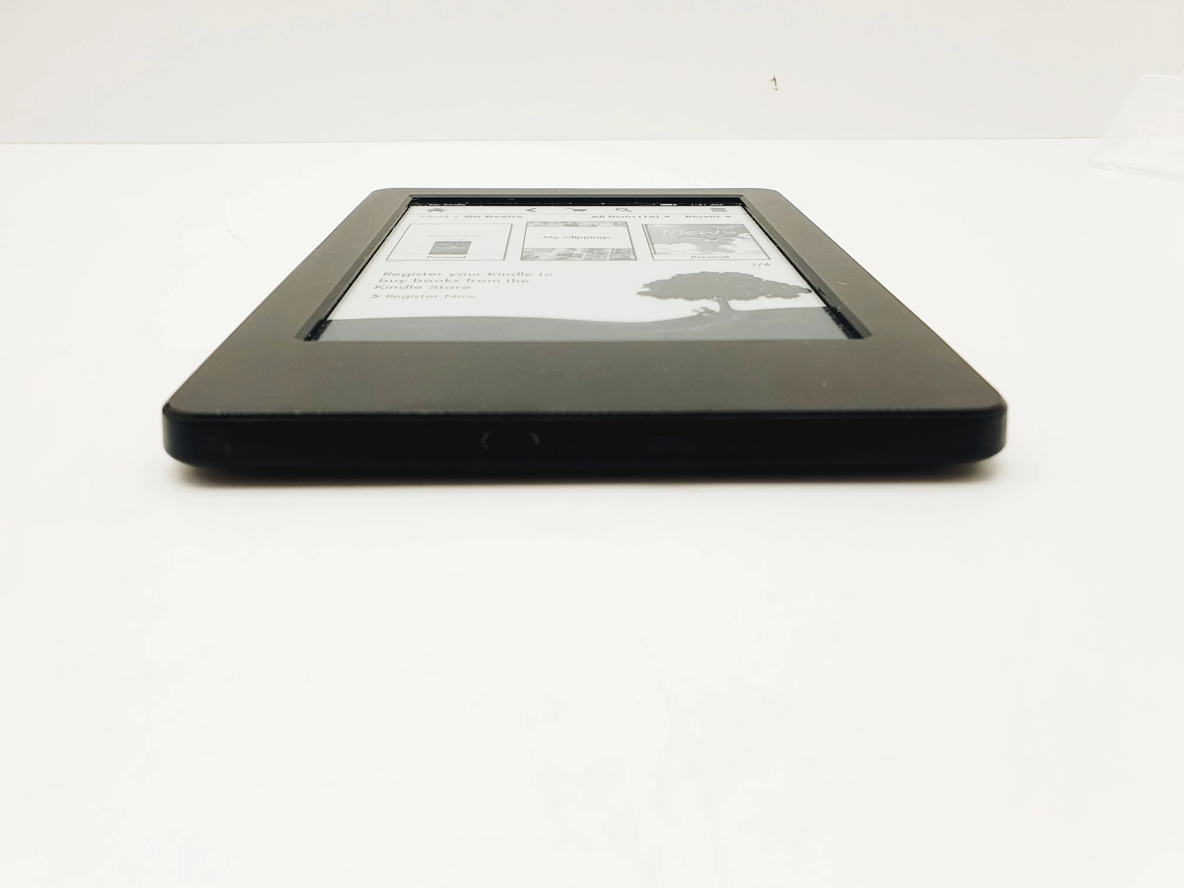czytnik-e-bookow-kindle-amazon-touch-7-6-marka-kindle