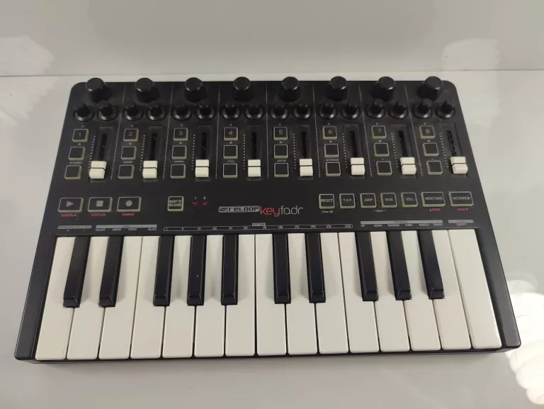 RELOOP KEYFADR + ABLETON LIVE LITE