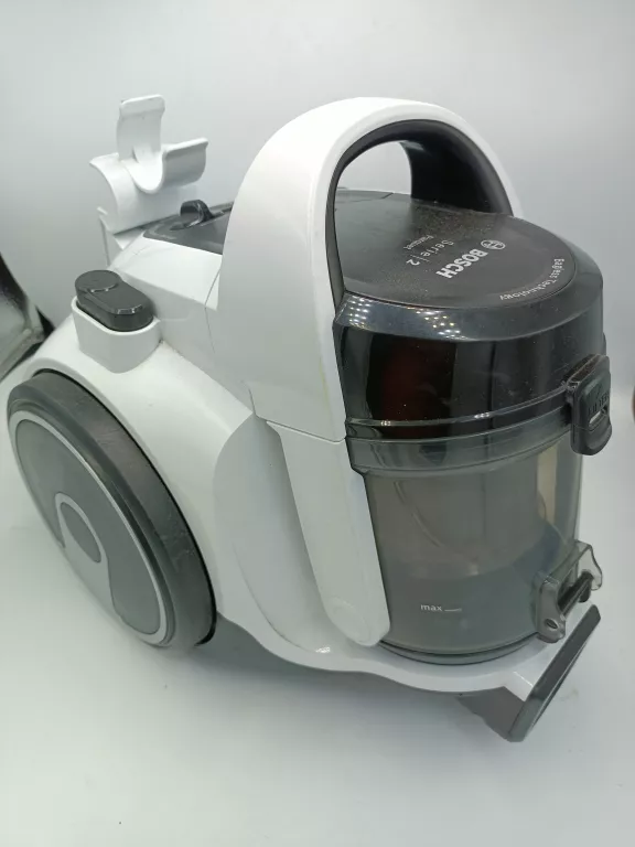 ODKURZACZ BEZWORKOWY BOSCH SERIE 2 PRAQUET 700 W