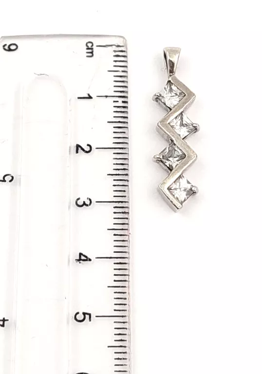 srebrna-zawieszka-4-cyrkonie-278g-stan-11323-2