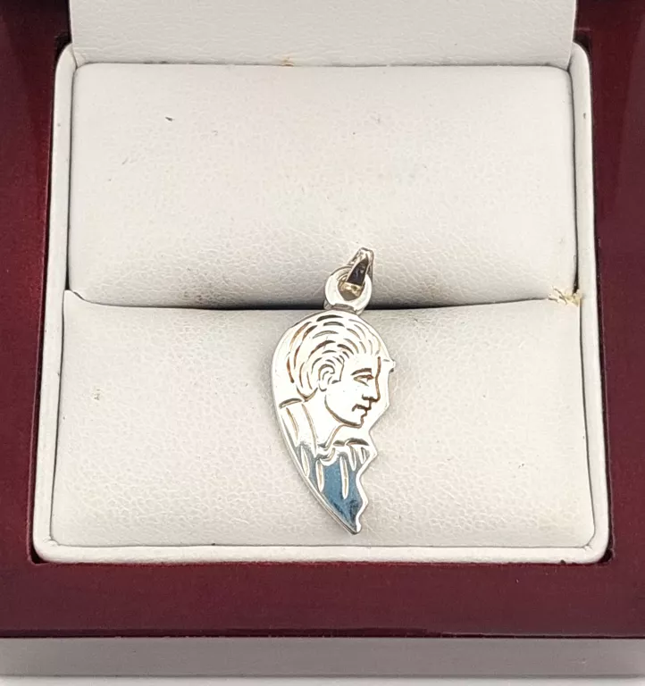 SREBRNA ZAWIESZKA 'PÓŁ SERCA' 1,68G