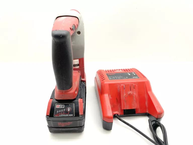 MŁOT UDAROWY AKU MILWAUKEE HD 28 HX 28V