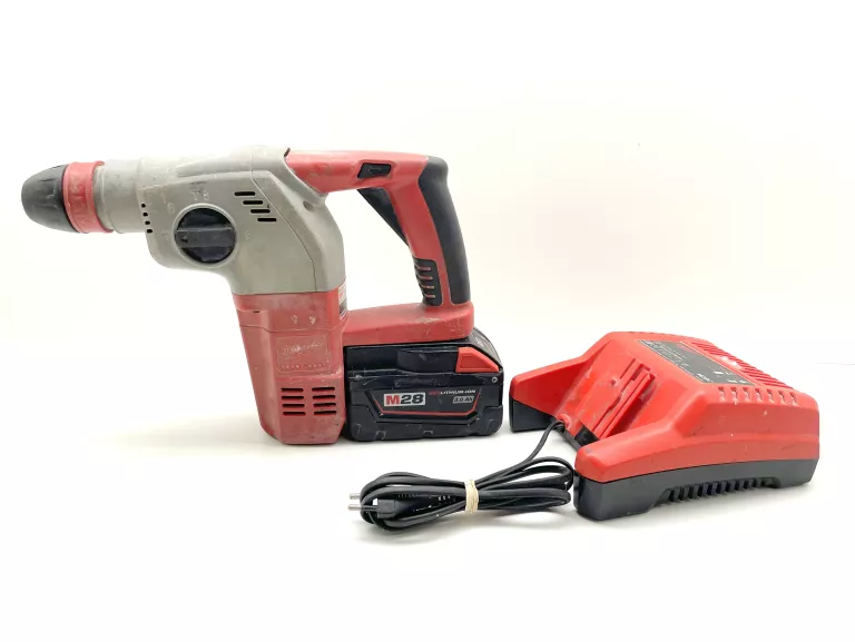 MŁOT UDAROWY AKU MILWAUKEE HD 28 HX 28V