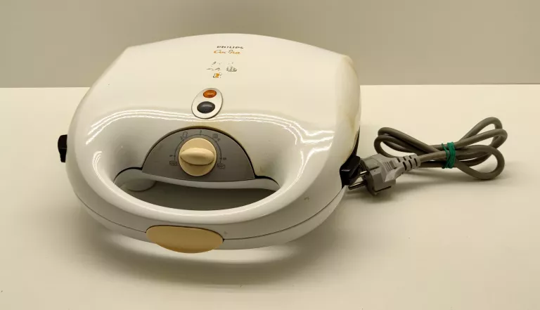 opiekacz-do-kanapek-3w1-philips-cucina-hd-2430-stan-uzywany