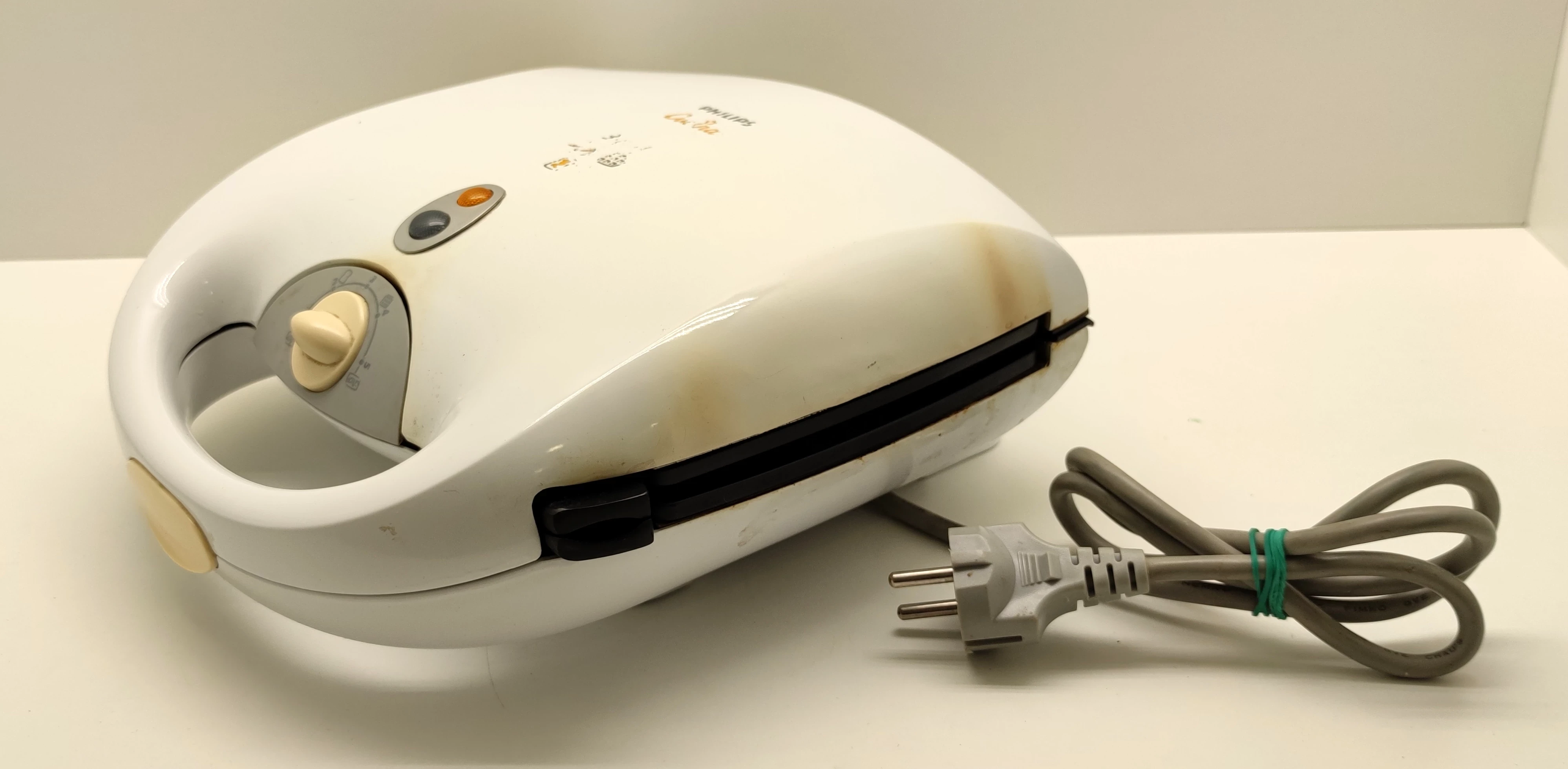 opiekacz-do-kanapek-3w1-philips-cucina-hd-2430-marka-philips