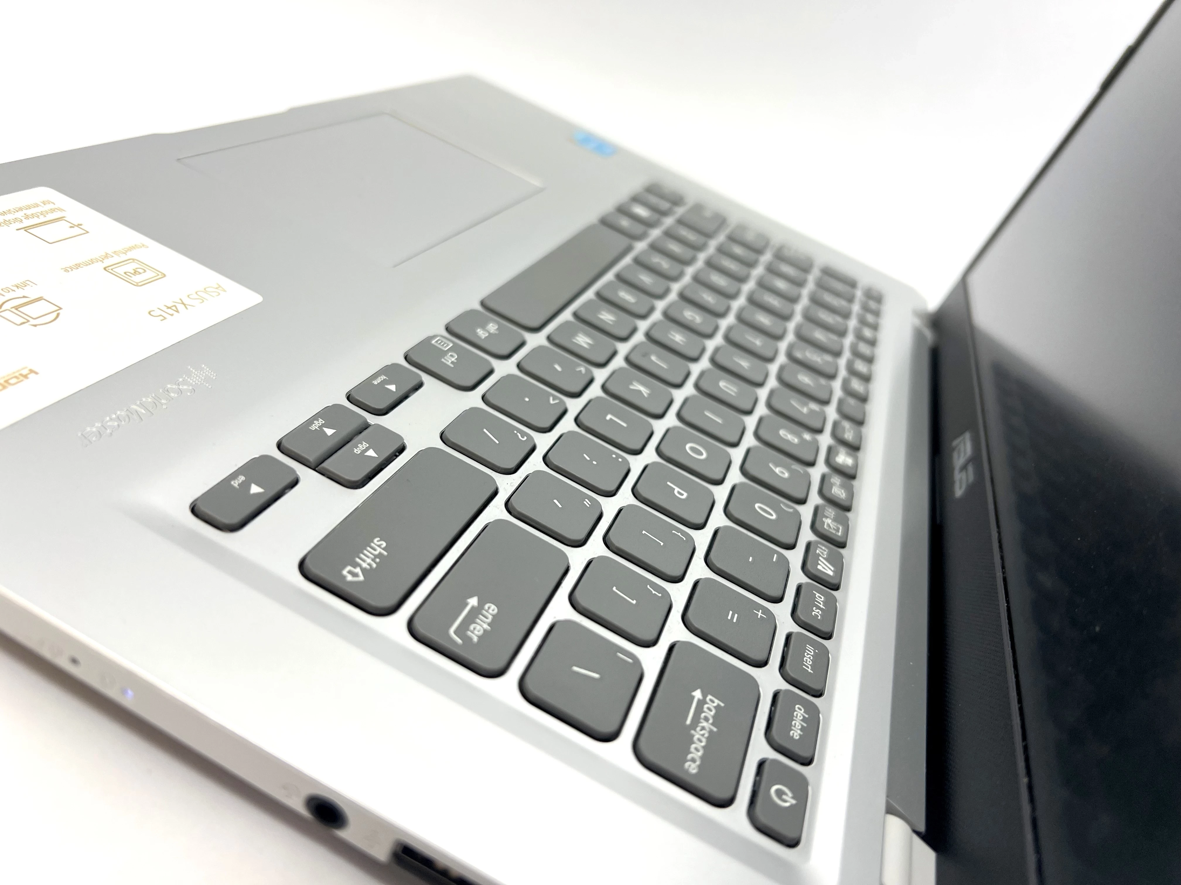 laptop-asus-x415e-rozdzielczosc-px-1920-x-1080