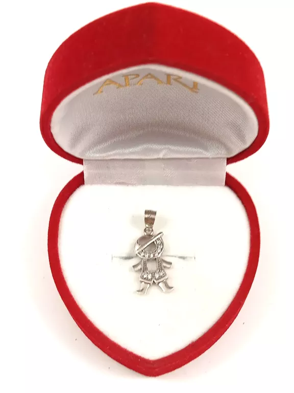 srebrna-zawieszka-chlopiec-z-cyrkoniami-pr925-142-ean-gtin-5906803360776