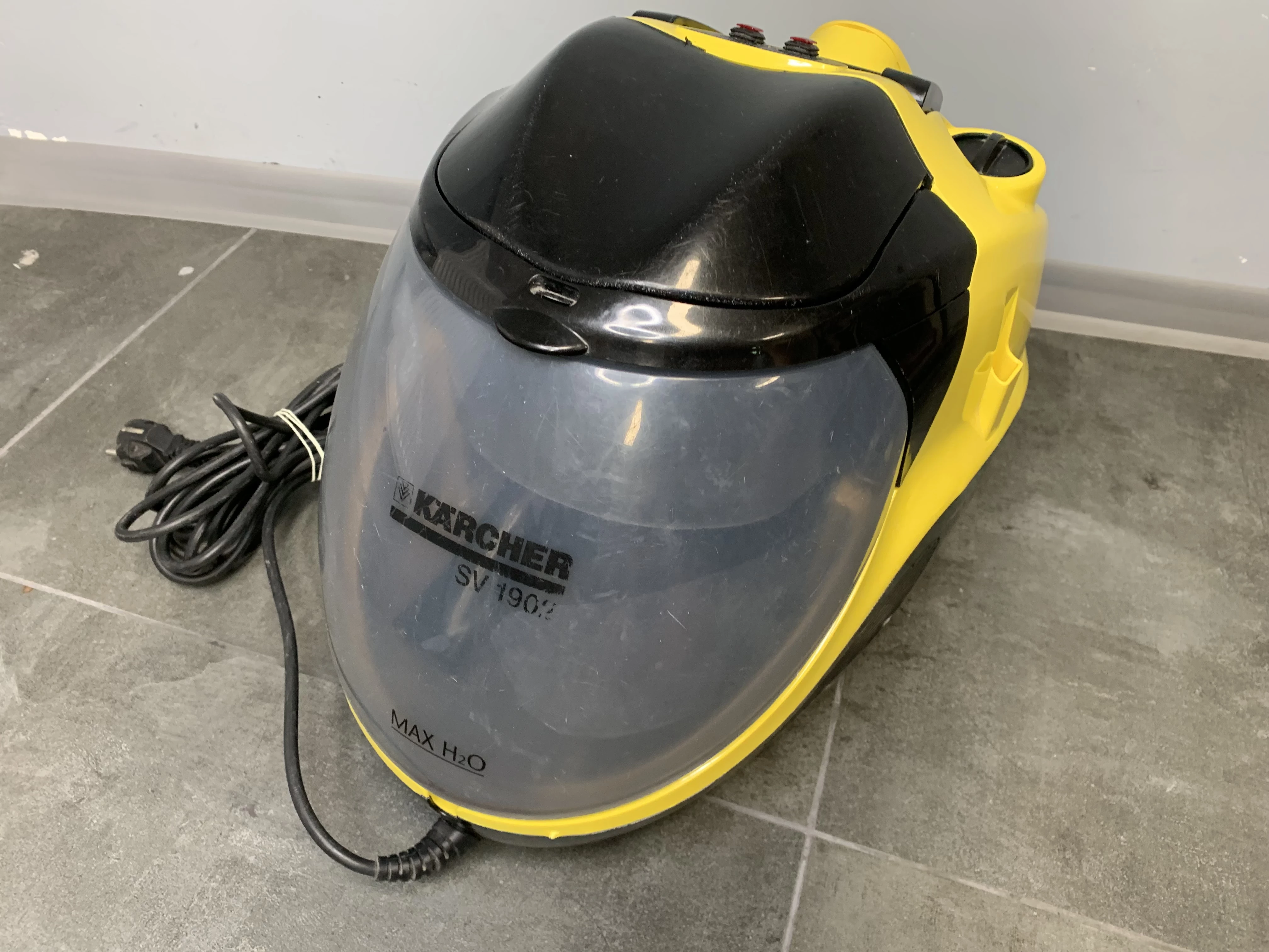 odkurzacz-parowy-karcher-sv-1902-typ-parownica