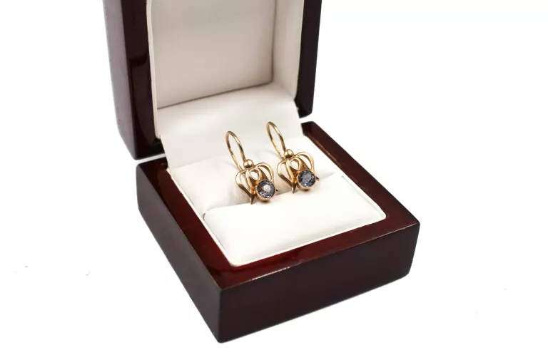 ladne-zlote-kolczyki-z-aleksandrytem-p585-w-35g-marka-inna-marka