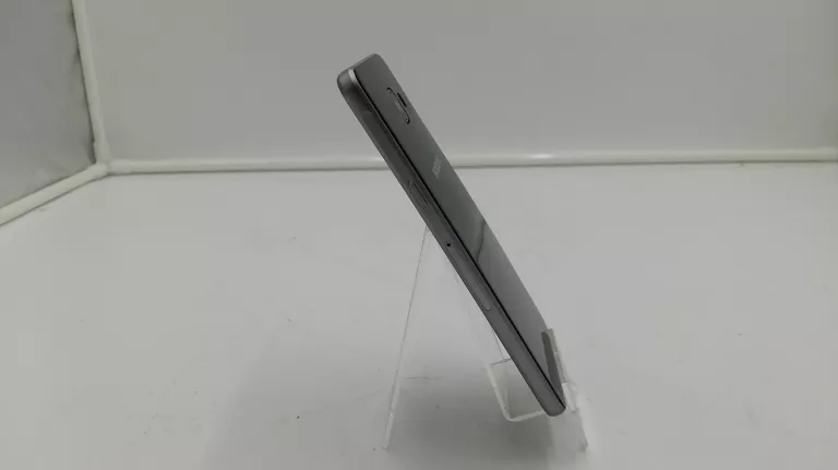 samsung-galaxy-a5-sm-510f-232gb-na-czesci-przekatna-ekranu-520