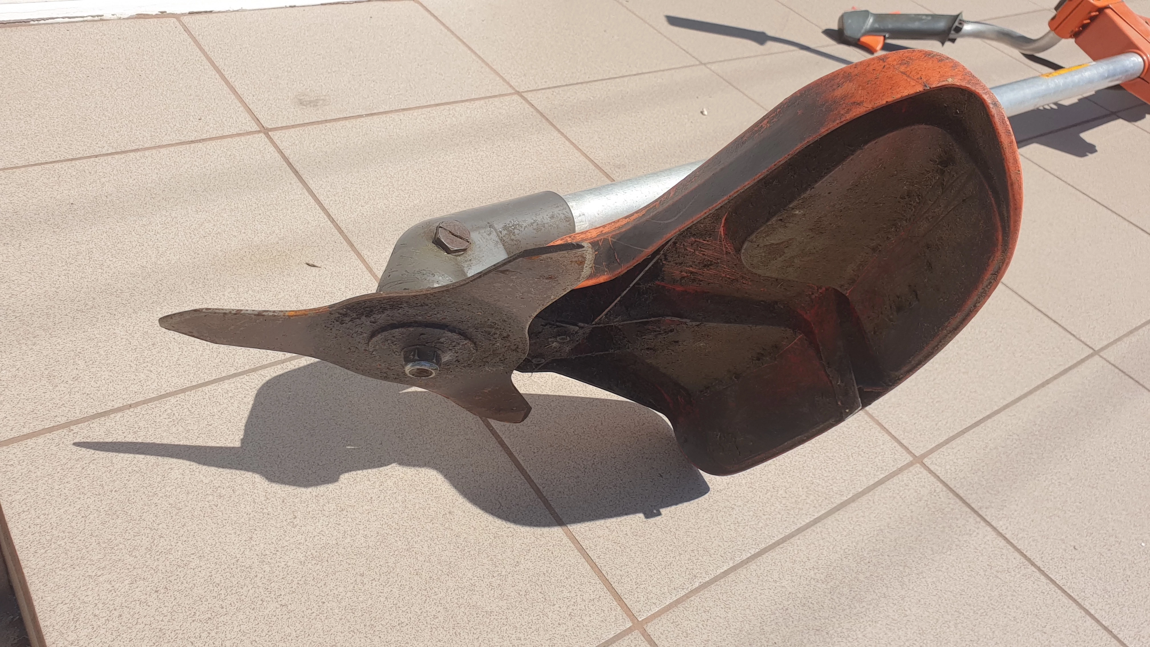 kosa-spalinowa-husqvarna-240r-waga-narzedzia-44