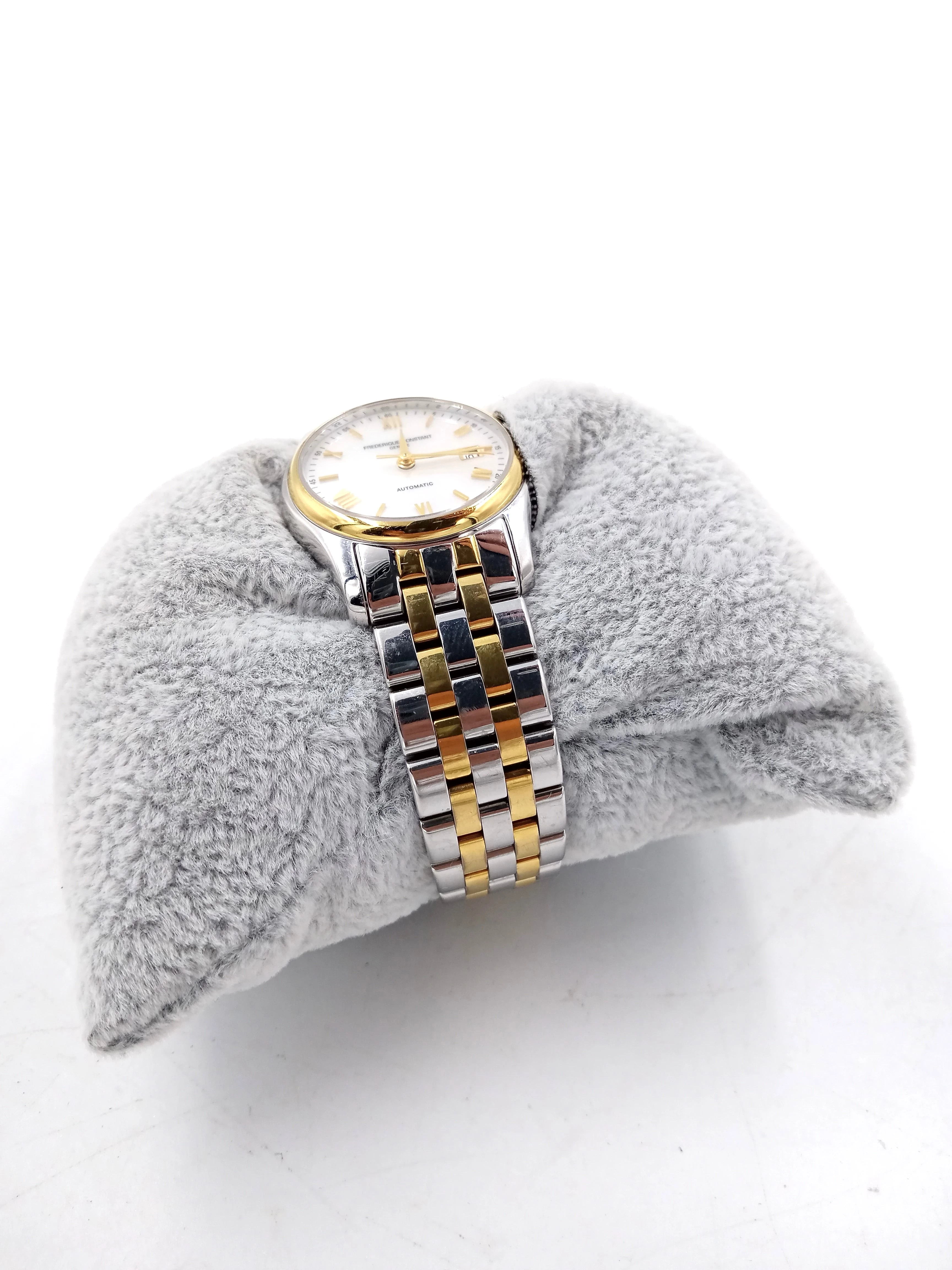 zegarek-frederique-constant-geneve-fc-303x1b36-ksztalt-koperty-129223-2