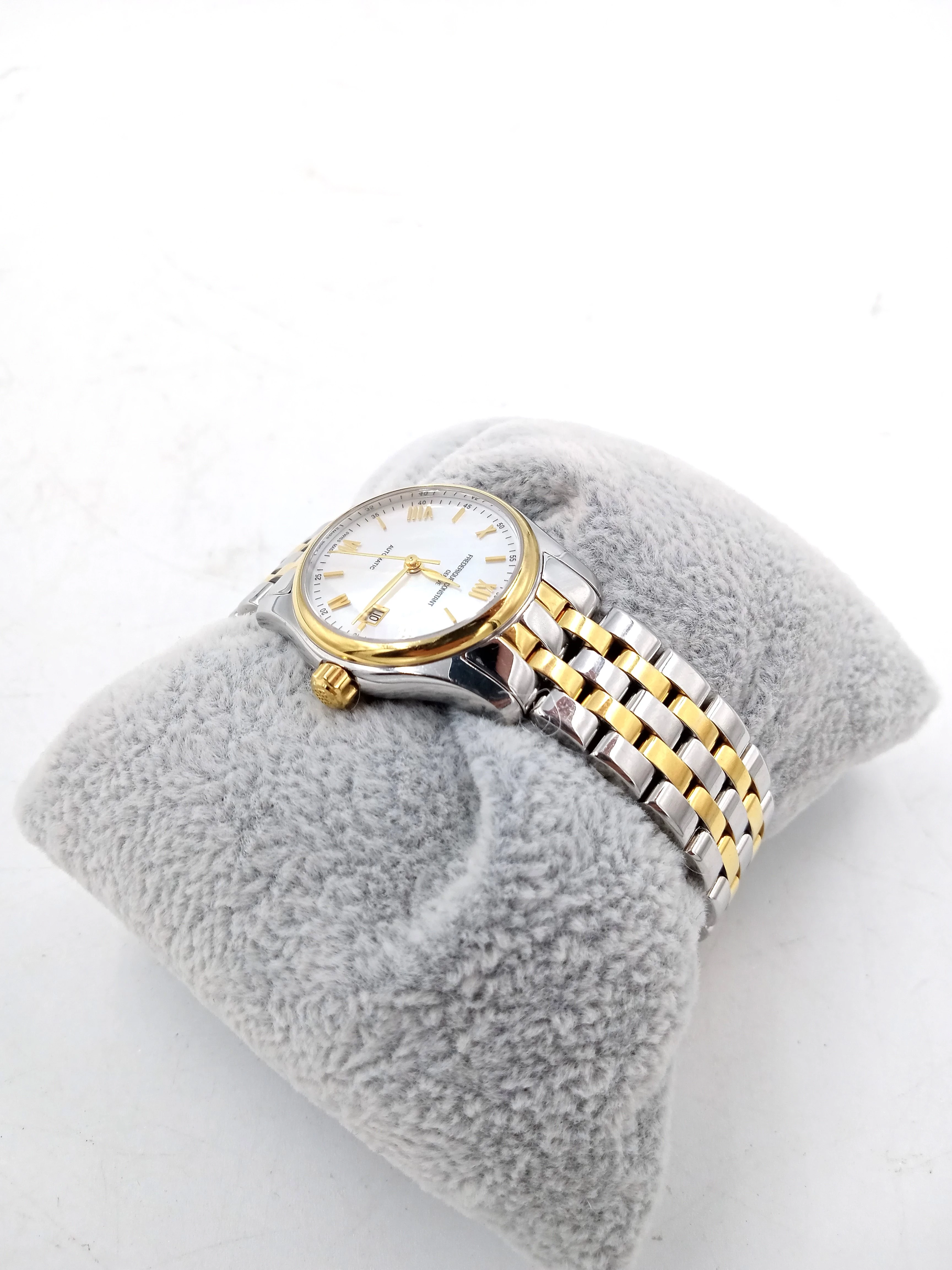 zegarek-frederique-constant-geneve-fc-303x1b36-funkcje-220-256