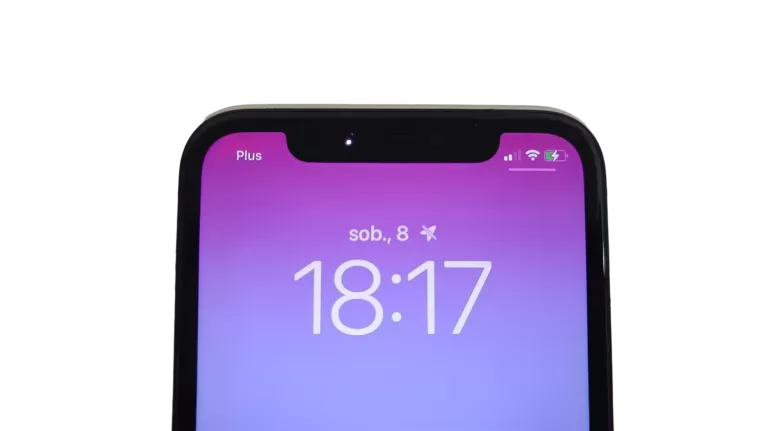 telefon-iphone-11-64gb-bateria-80-komunikacja-bluetooth