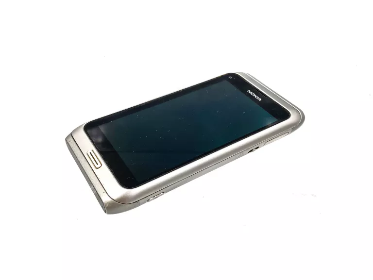 SMARTFON NOKIA E7 SREBRNY
