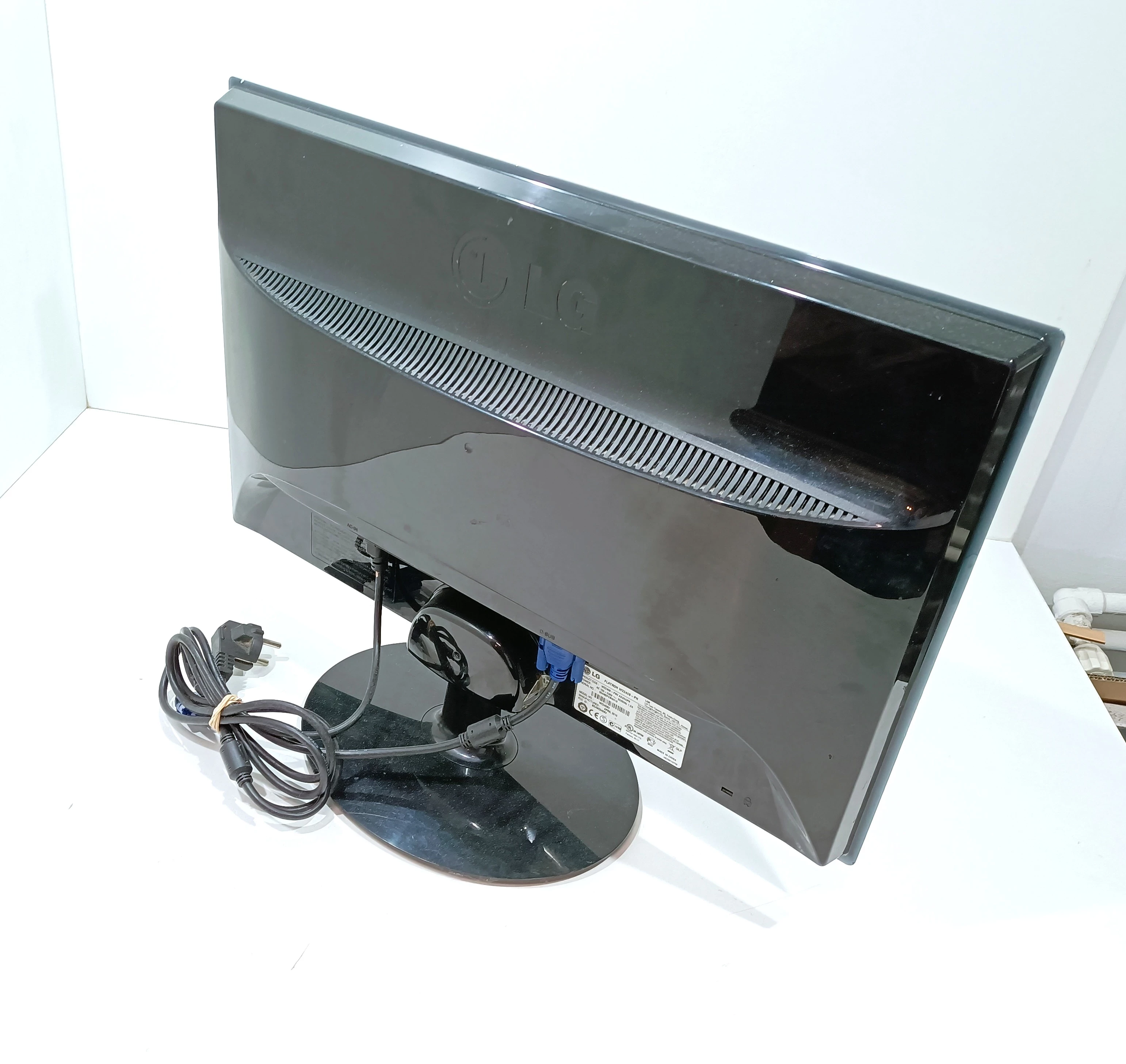 monitor-lg-flatron-w2240s-kod-producenta-22405