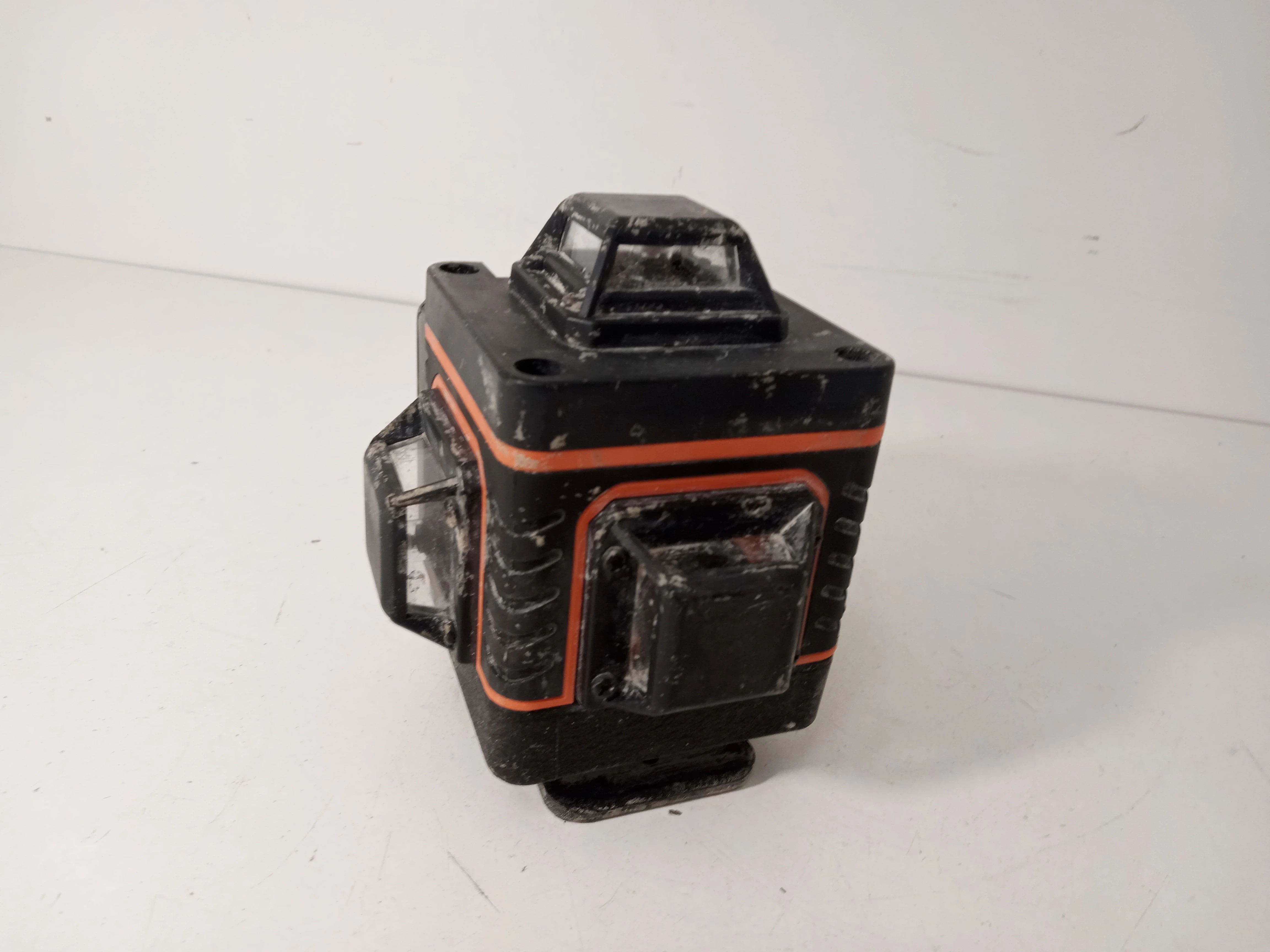 poziomica-laserowa-heckermann-4dl-kod-producenta-4dl