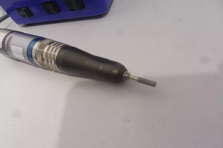 frezarka-do-paznokci-k-35-cube-marka-saeyang