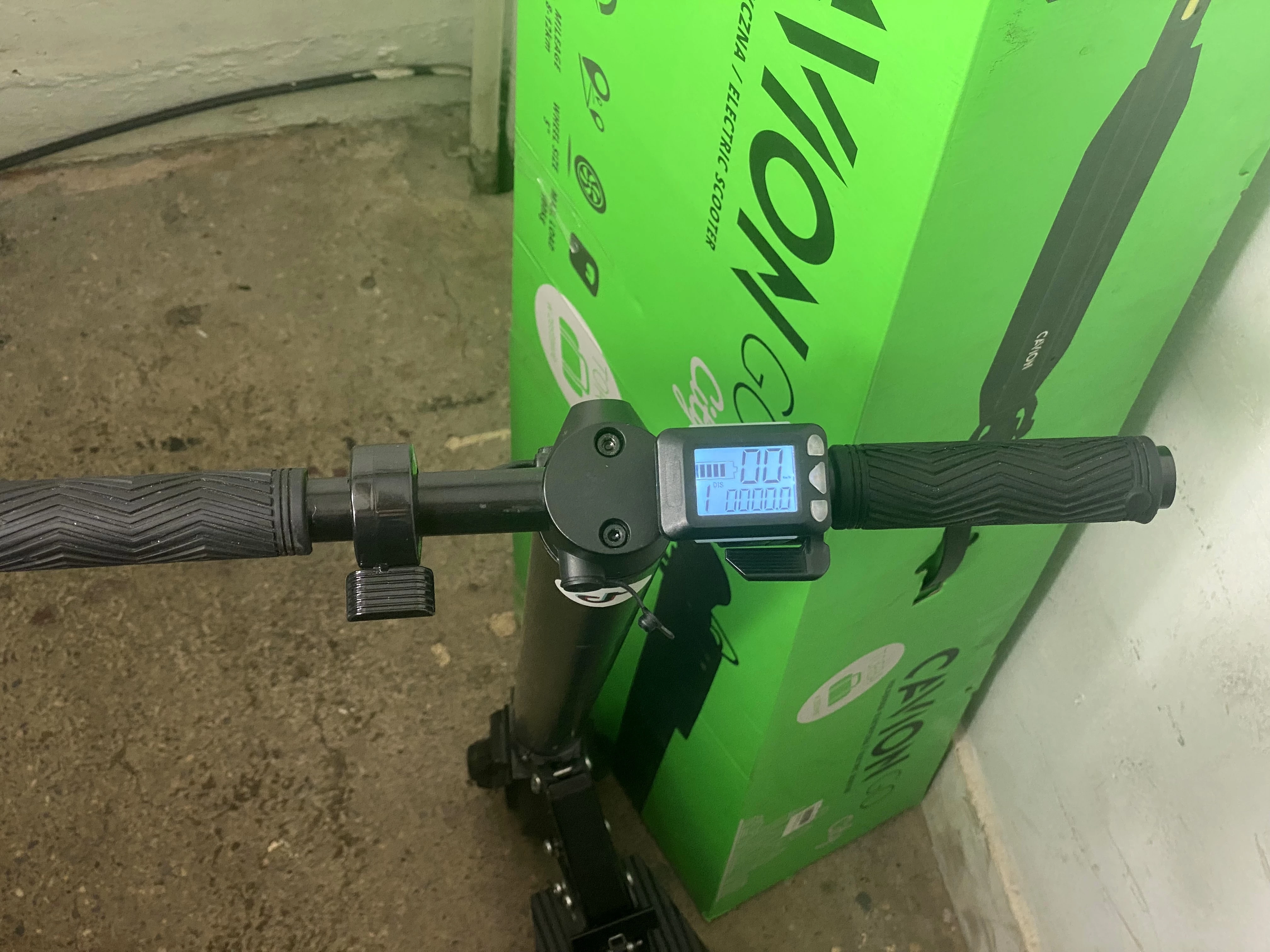 hulajnoga-elektryczna-cavion-city-go-stan-uzywany