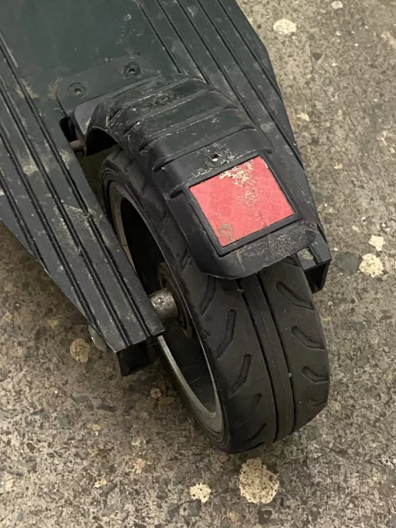 hulajnoga-elektryczna-cavion-city-go-kolor-czarny