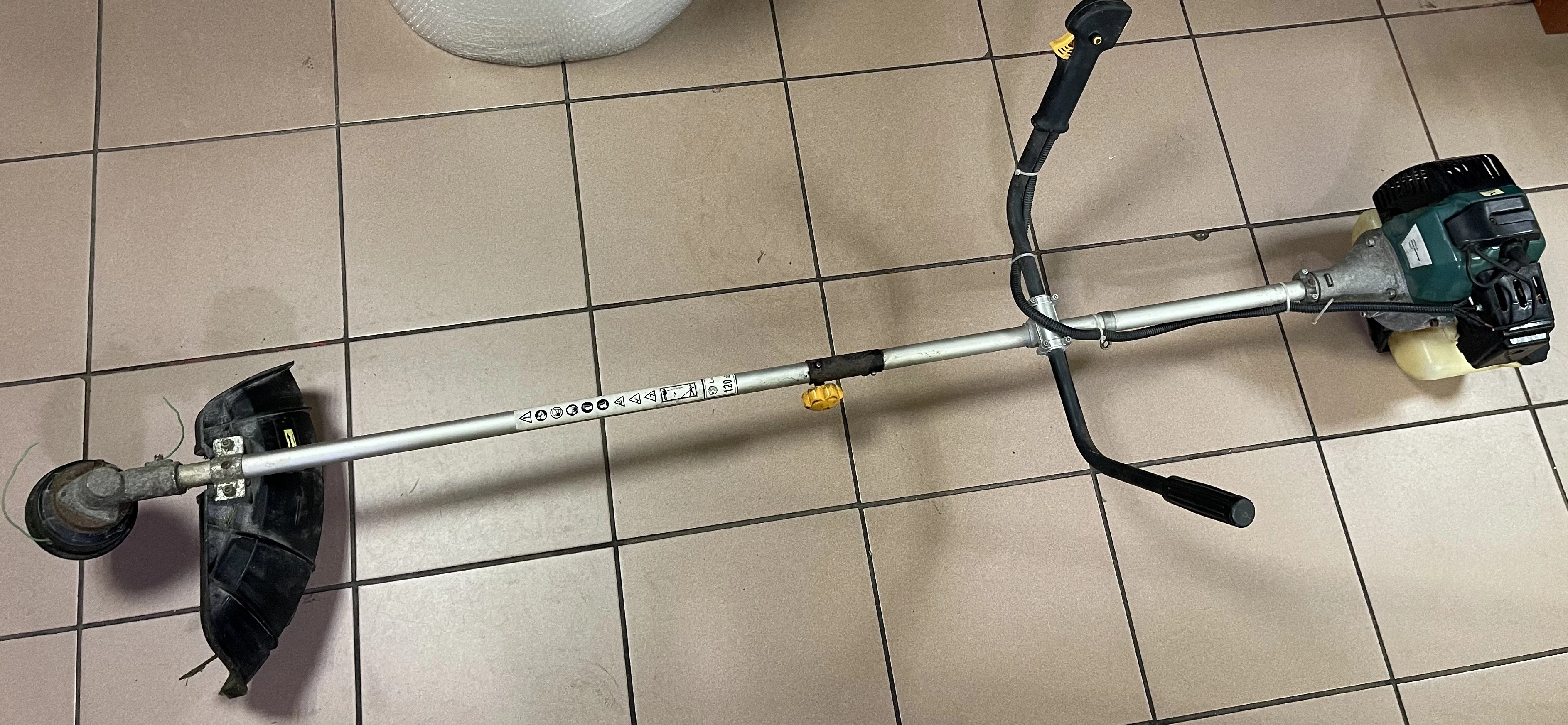 podkaszarka-fppbc-43-waga-narzedzia-8