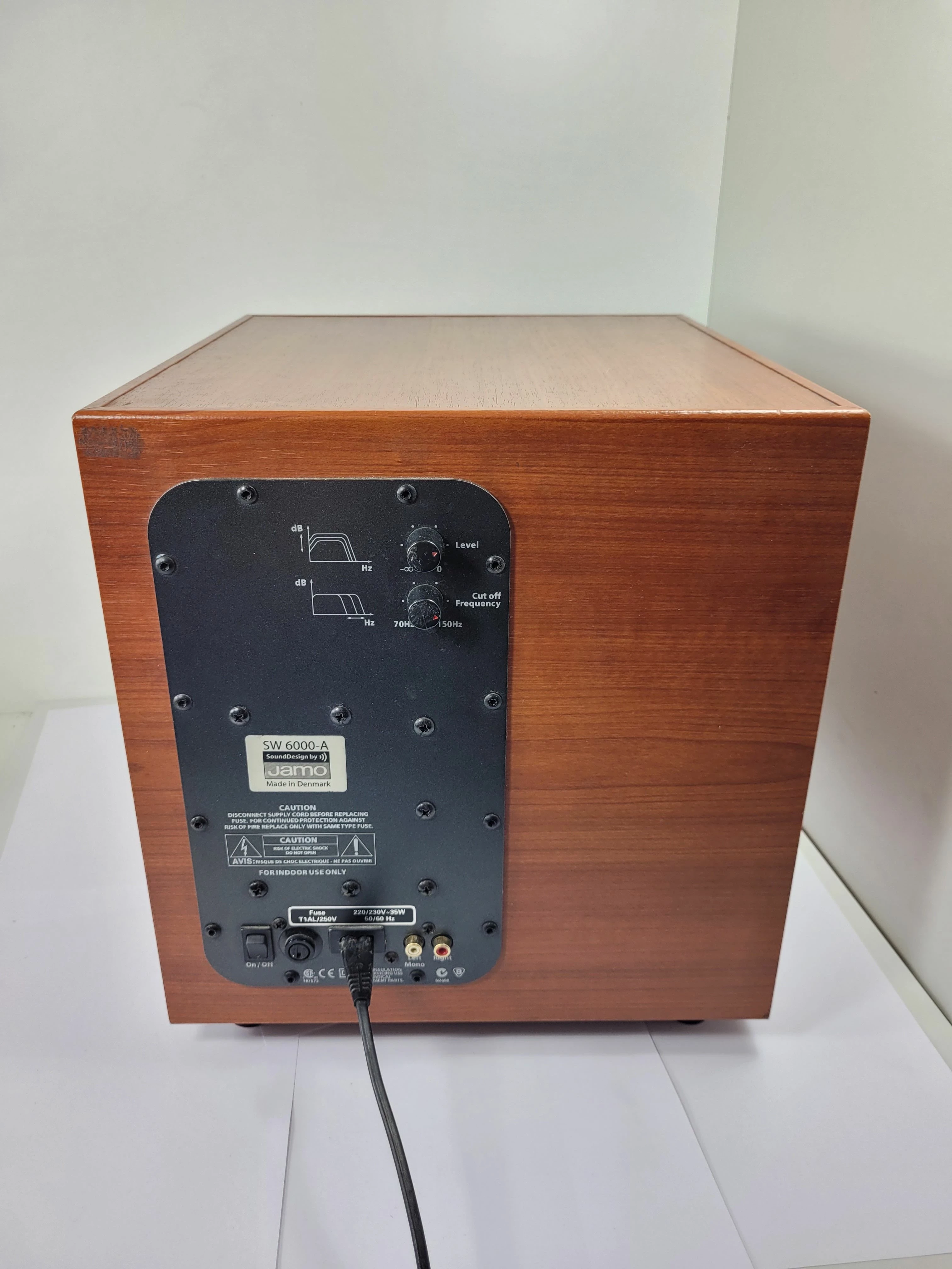 subwoofer-aktywny-jamo-sw-6000-a-marka-jamo