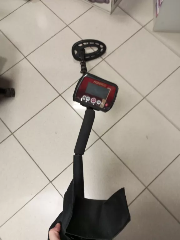 WYKRYWACZ METALI FISHER F22