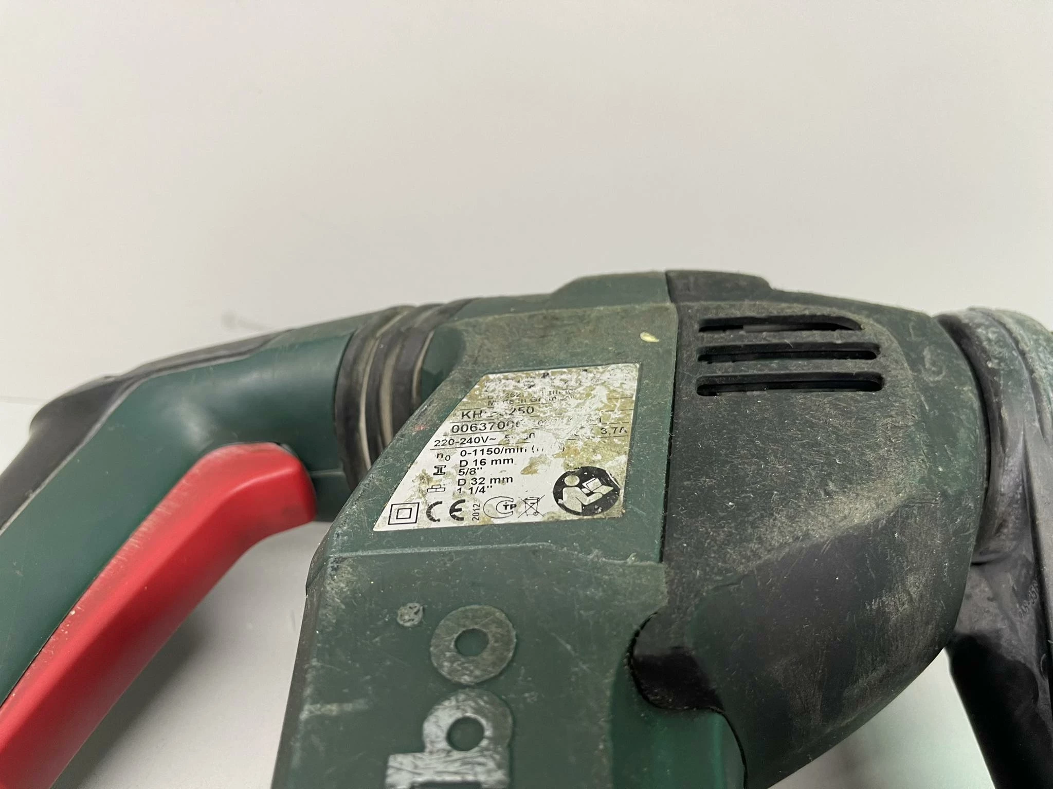 mlotowiertarka-metabo-khe-3250-sds-plus-800-w-energia-udaru-31