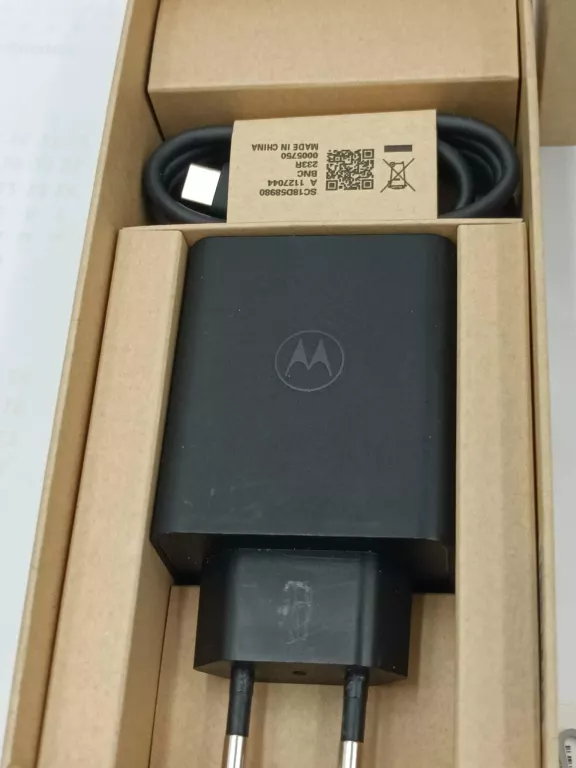 TELEFON MOTOROLA EDGE 30 FUSION