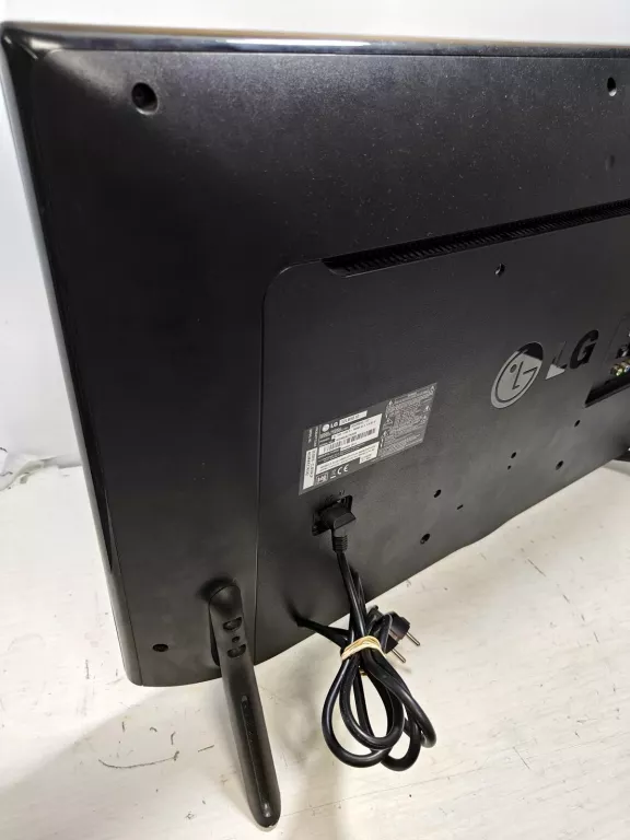 TELEWIZOR LG 32LB5610 POLECAM!